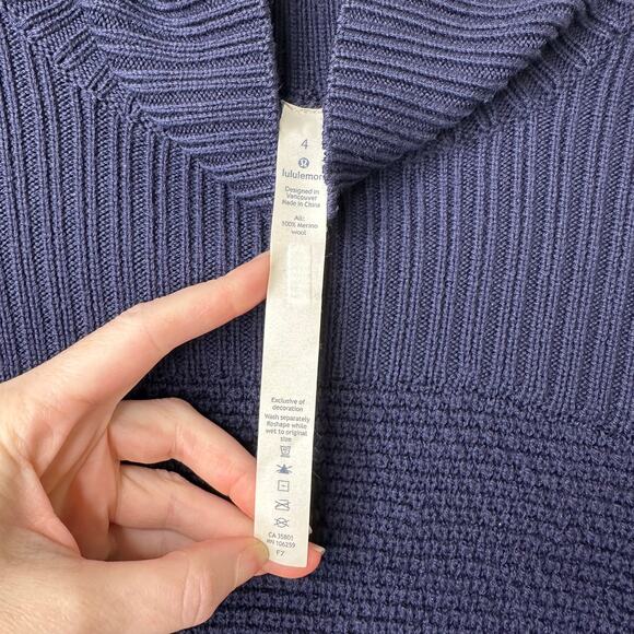 Sz 4 Lululemon Warm & Restore Mock Neck Sweater Navy Blue Merino Wool Knit Cozy - Picture 4 of 6